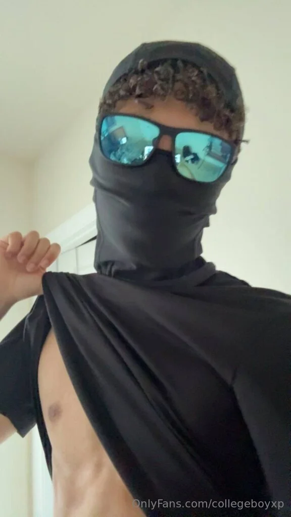 CollegeboyXP OnlyFans premium content 33 - collegeboyxp exclusive collection