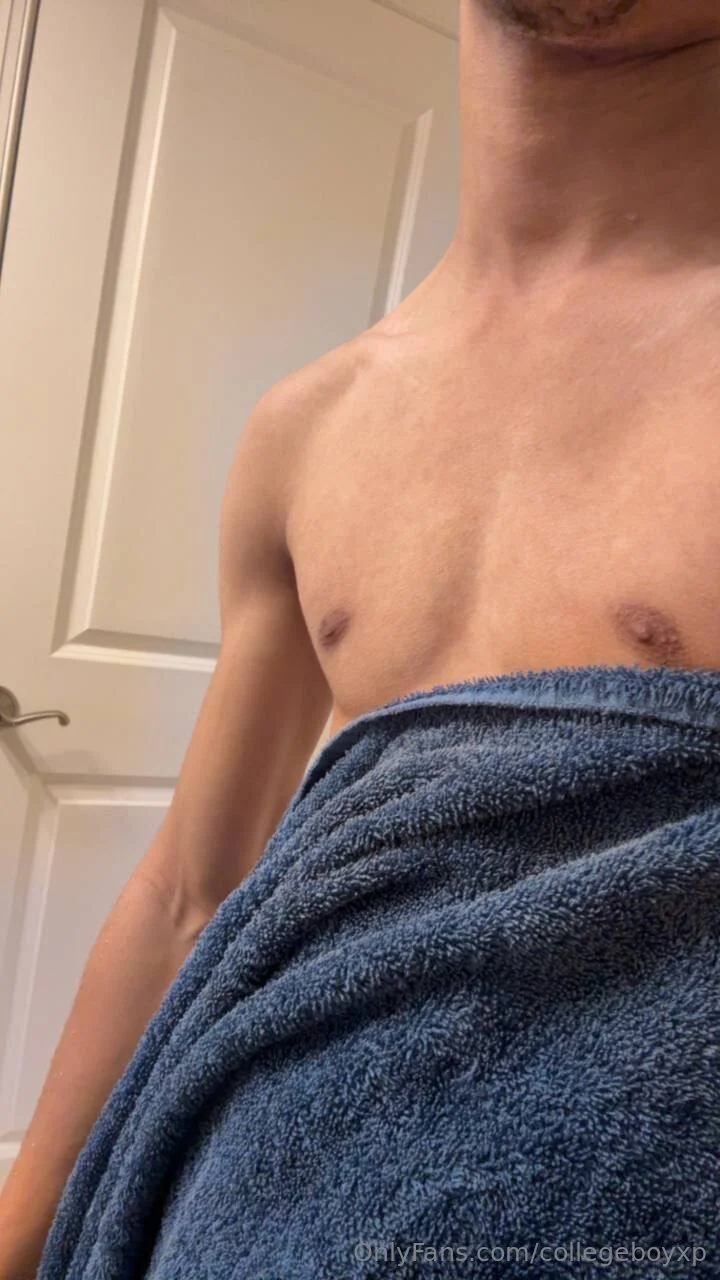 CollegeboyXP OnlyFans premium content 25 - collegeboyxp exclusive collection
