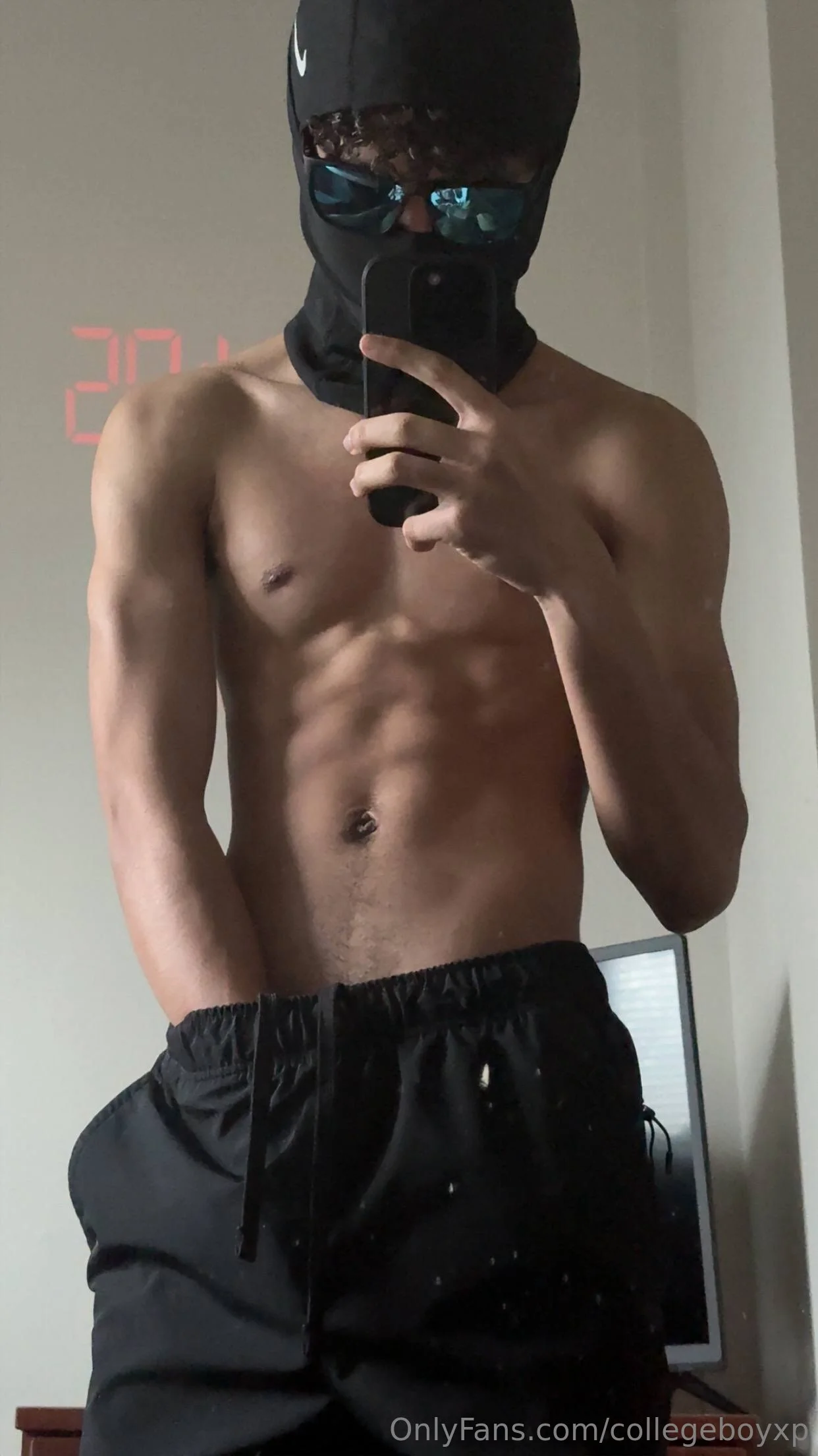 CollegeboyXP OnlyFans premium content 8 - collegeboyxp exclusive collection