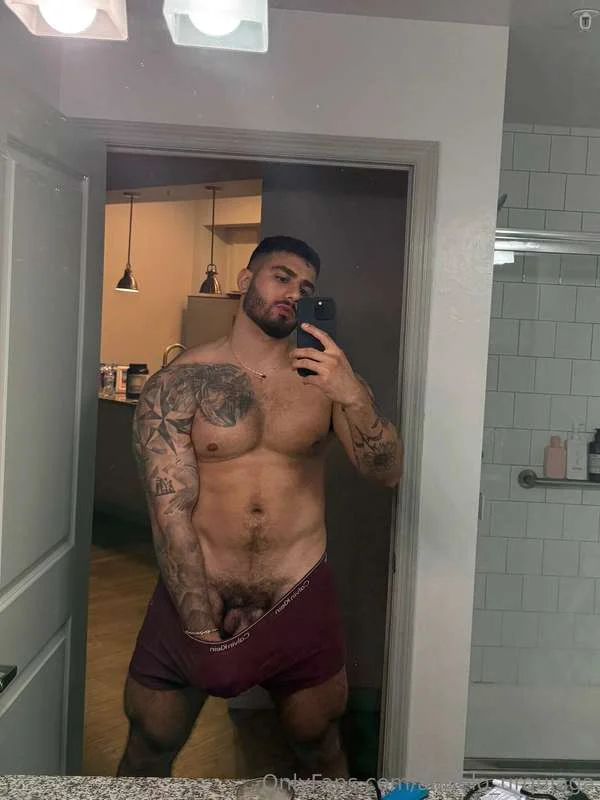 Papi Angelo OnlyFans premium content 11 - angelo_urquiaga exclusive collection