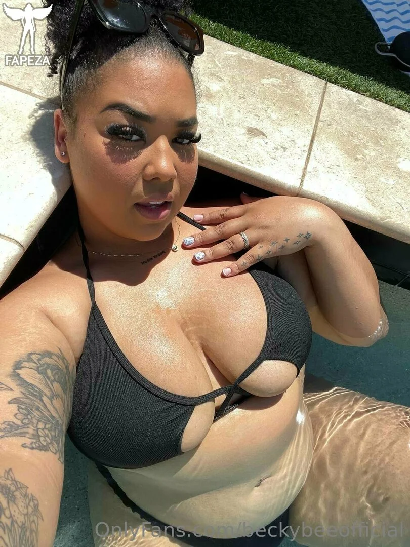 Becky Bee Queen OnlyFans premium content 8 - beckybee exclusive collection