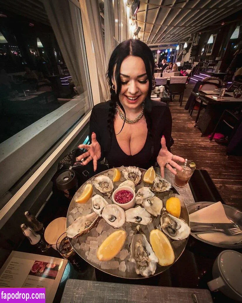 Carli Charlotte OnlyFans premium content 14 - carlicharlotte exclusive collection