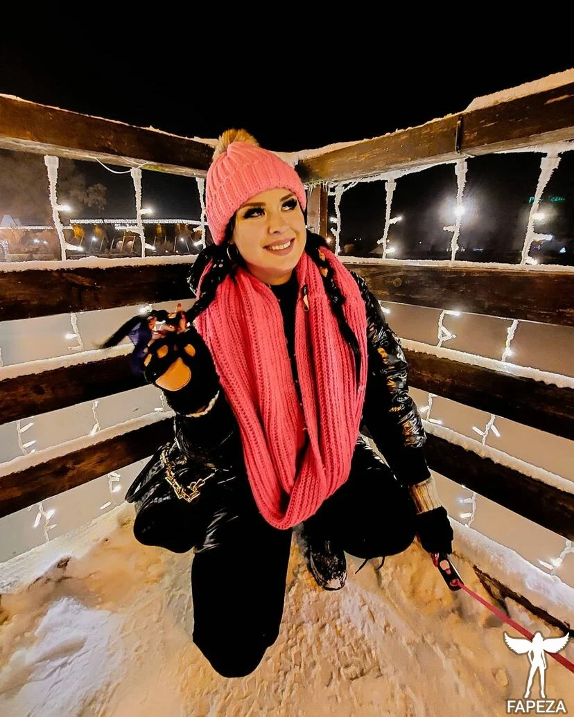 Carli Charlotte OnlyFans premium content 5 - carlicharlotte exclusive collection