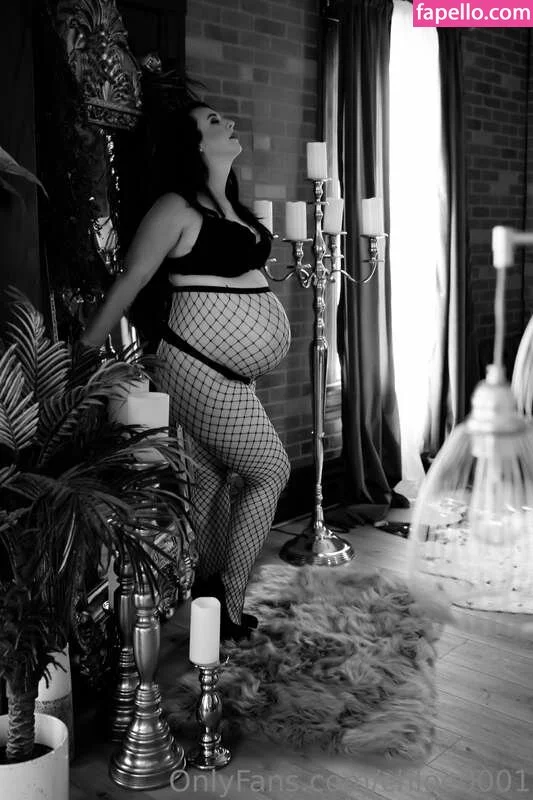 Chloe OnlyFans premium content 14 - chloe0001 exclusive collection