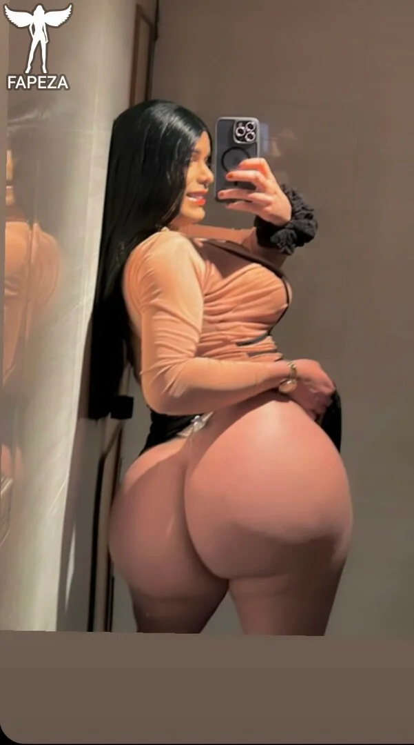 Coralba OnlyFans premium content 34 - coralba exclusive collection