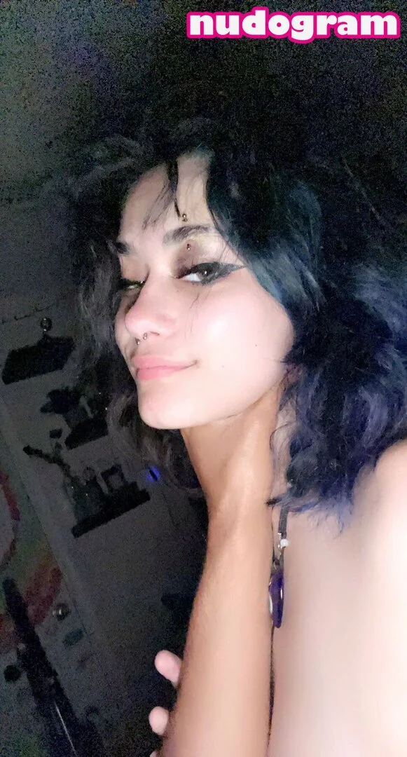 Daria D OnlyFans premium content 5 - dariadoubled exclusive collection