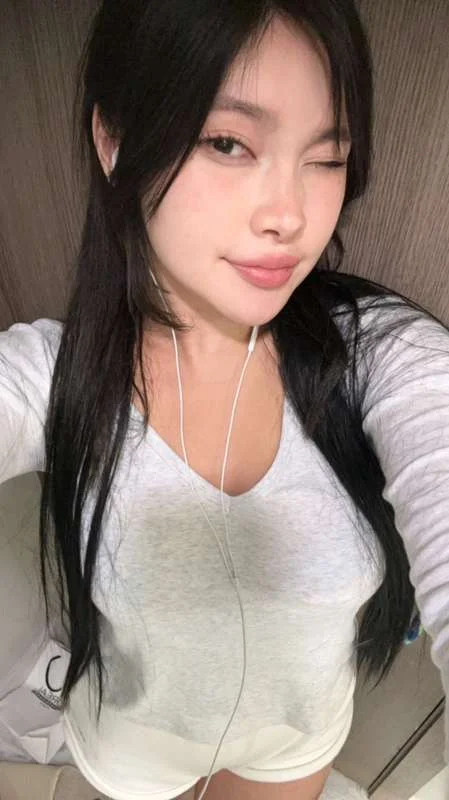 dia kim OnlyFans premium content 9 - diaxkimeko exclusive collection
