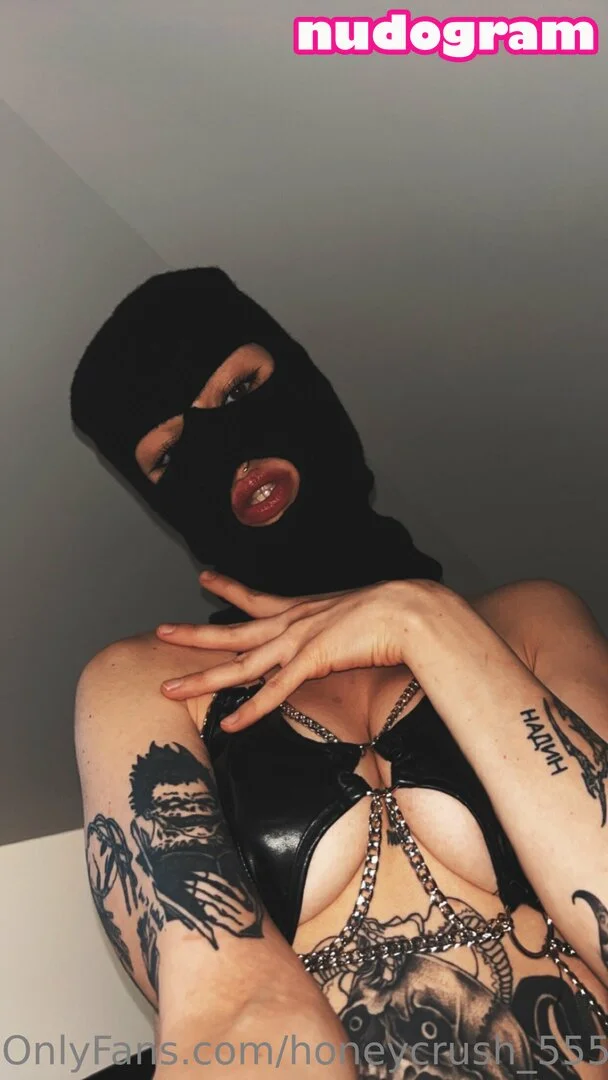 Zara OnlyFans premium content 10 - honeycrush_555 exclusive collection