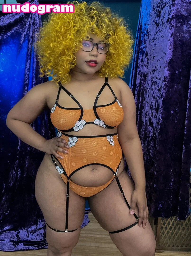 Ria OnlyFans premium content 2 - itsriaparker exclusive collection