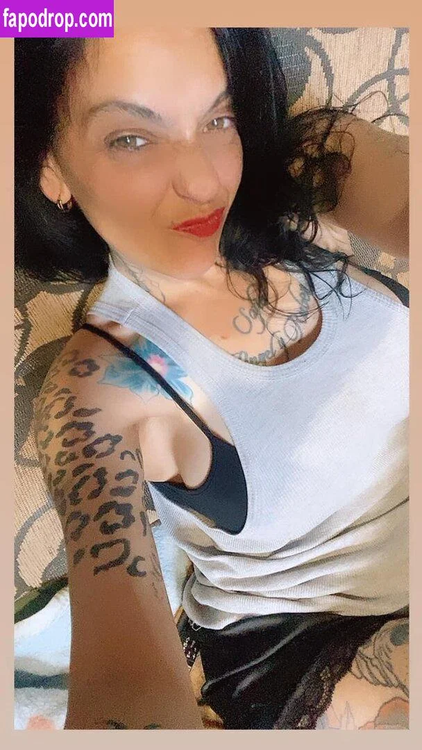 Katypetunia OnlyFans premium content 31 - katypetunia exclusive collection