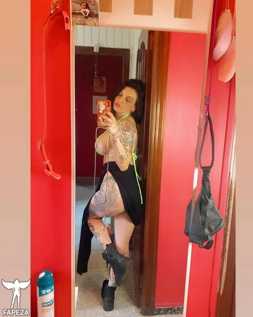 Katypetunia OnlyFans premium content 8 - katypetunia exclusive collection