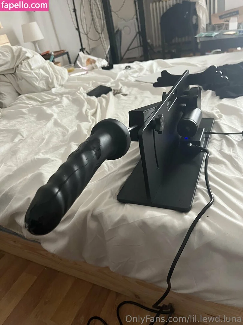 luna OnlyFans premium content 3 - lil.lewd.luna exclusive collection