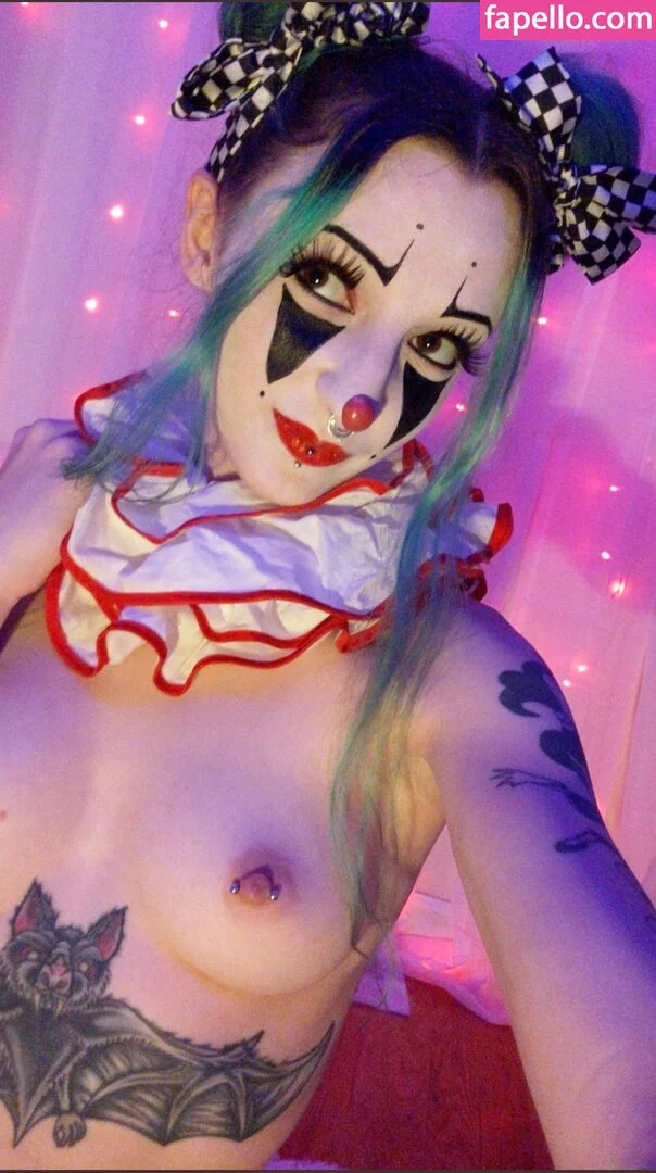 Lydia Wilts OnlyFans premium content 10 - lydiawiltsclown exclusive collection