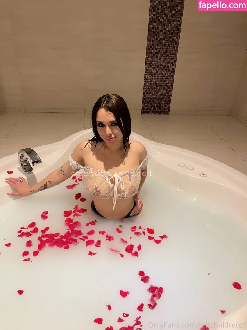 Michelle Aldrete OnlyFans premium content 24 - mitchaldrete1 exclusive collection