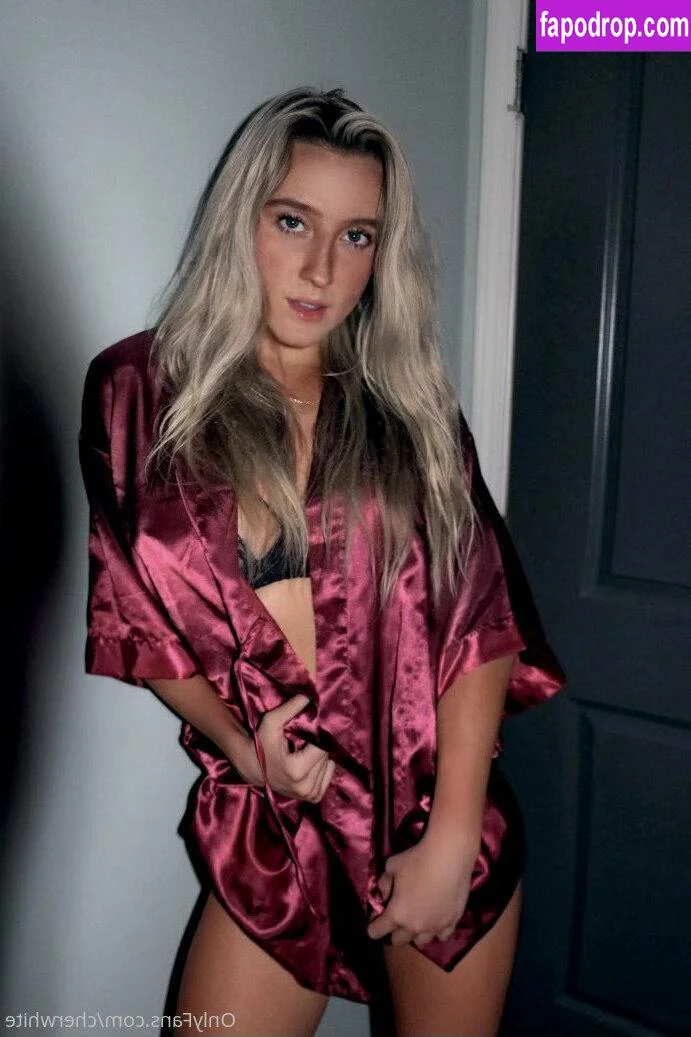 Princessbelleee OnlyFans premium content 30 - princessbelleeee exclusive collection