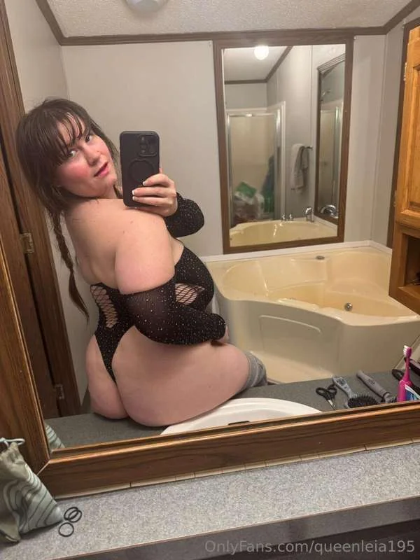 Roxanne 🤍 OnlyFans premium content 20 - queenleia195 exclusive collection