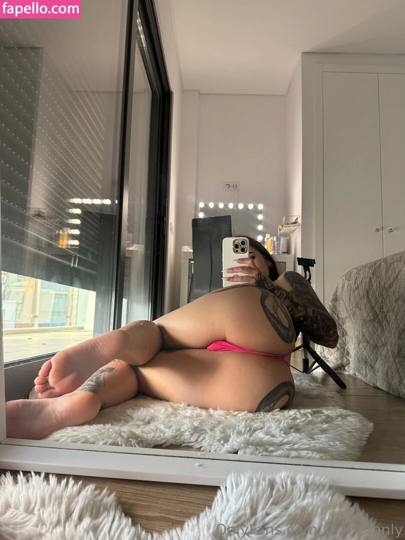 𝗣𝗮𝘂𝗹𝗶𝘁𝗮 🦋 OnlyFans premium content 2 - scarletonly exclusive collection