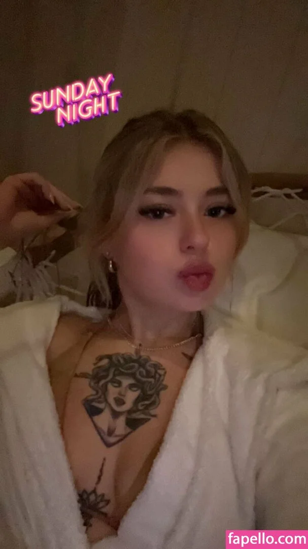 soph_labe OnlyFans premium content 6 - soph_labe exclusive collection