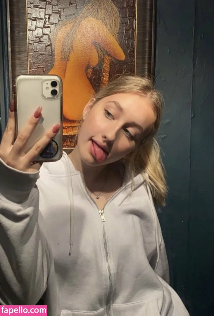 Tink 🫦 OnlyFans premium content 3 - tinyytink exclusive collection