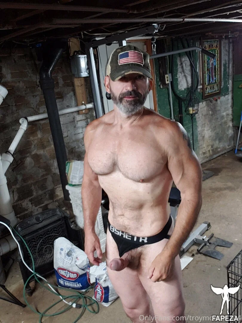 Troy Montana OnlyFans premium content 35 - troymontana14 exclusive collection