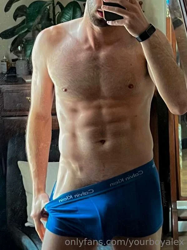 Alex 👑 OnlyFans premium content 33 - yourboyalex exclusive collection