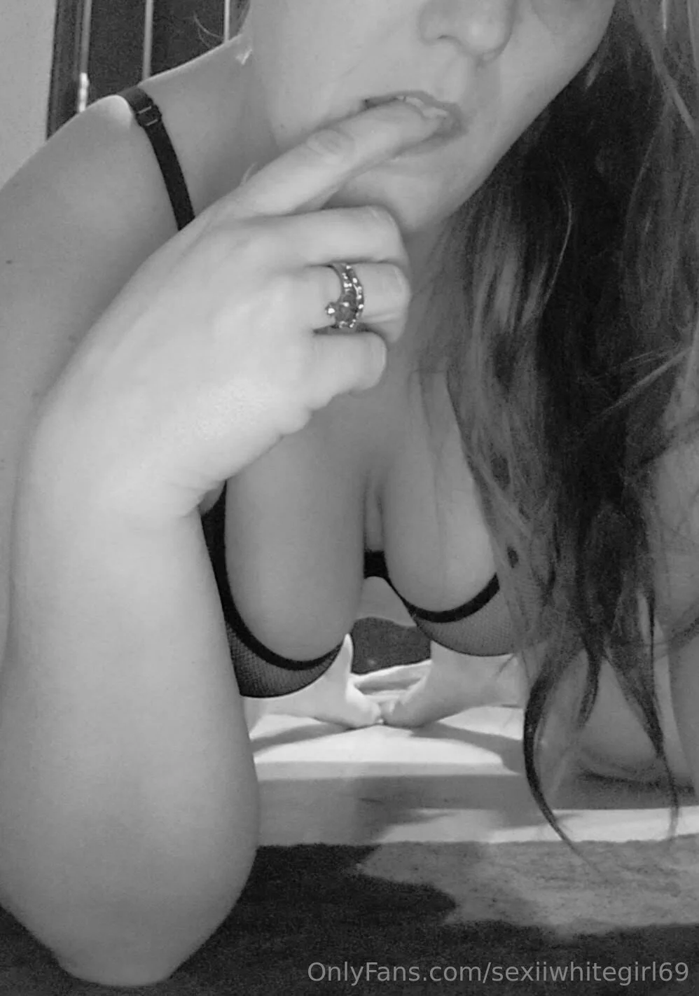 SexiiWhiteGirl69 OnlyFans premium content 12 - sexiiwhitegirl69 exclusive collection