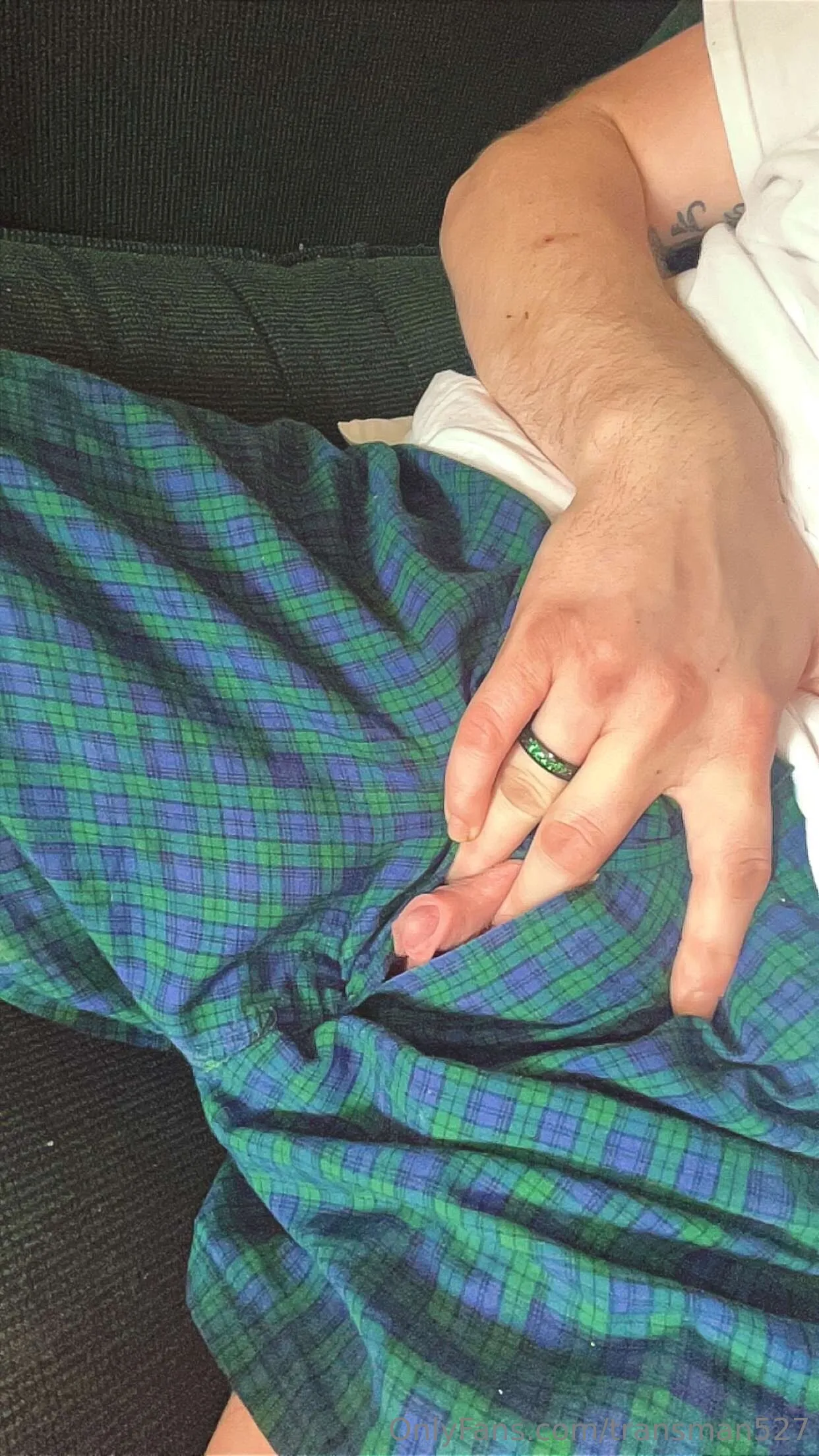 BiMascFTM OnlyFans premium content 16 - transman527 exclusive collection