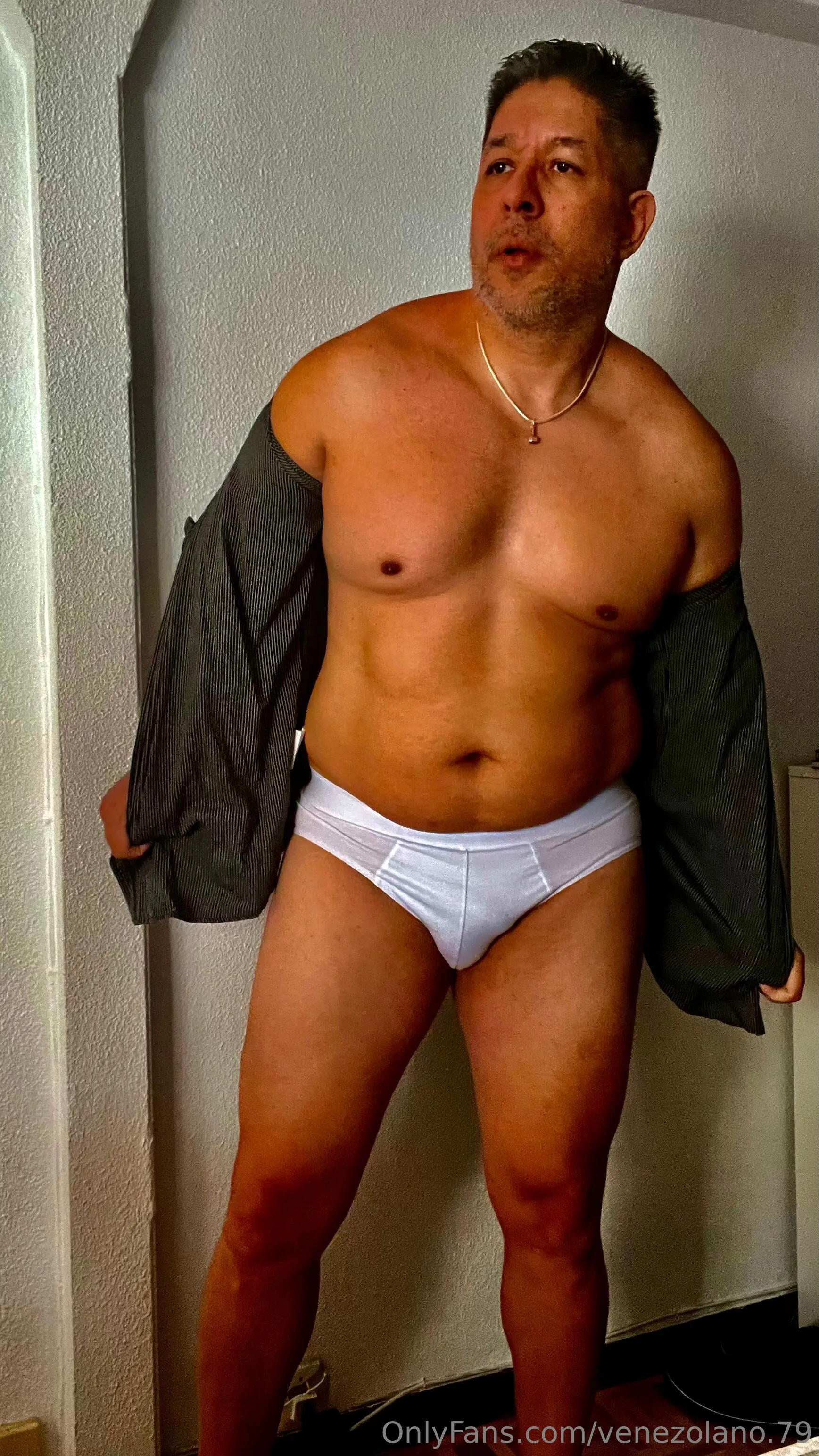 Venezolano 1979 OnlyFans premium content 1 - venezolano.79 exclusive collection