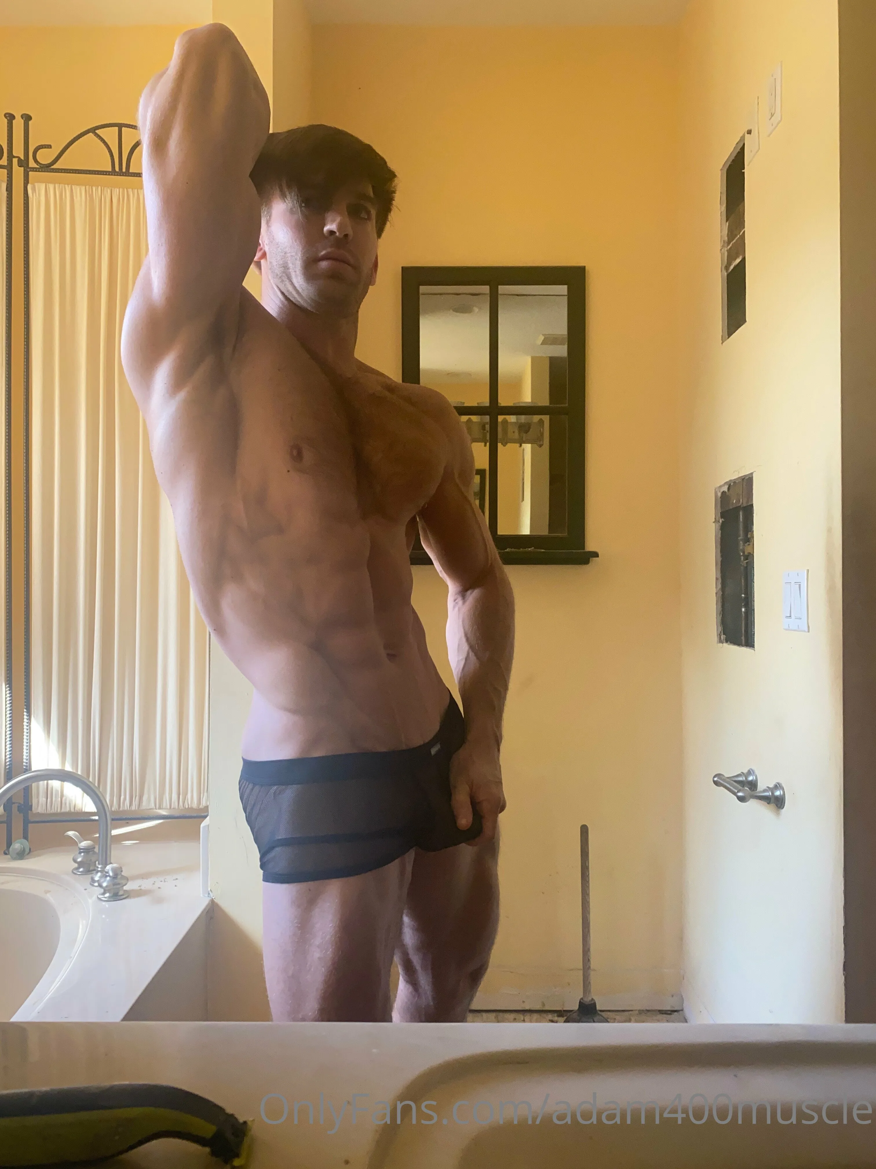 Adam400Muscle OnlyFans premium content 2 - adam400muscle exclusive collection