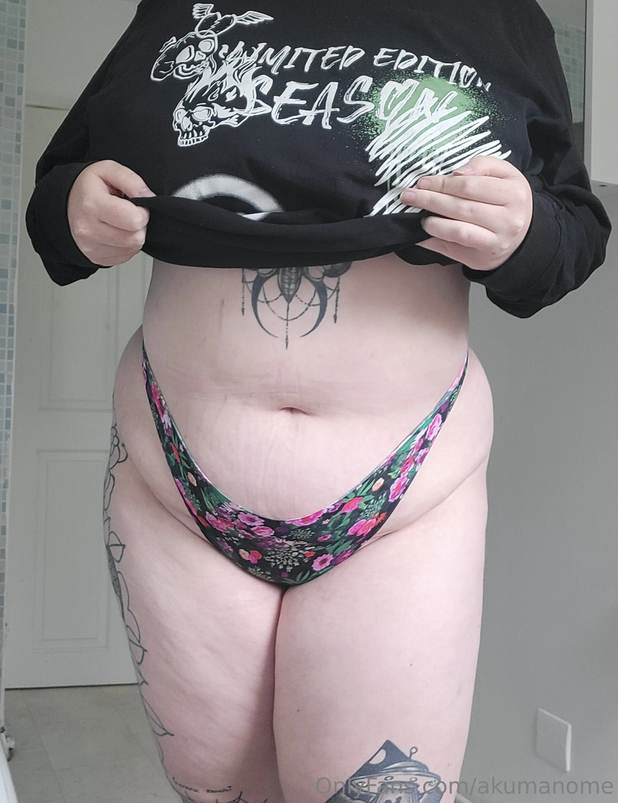 INACTIVE. OnlyFans premium content 19 - akumanome exclusive collection