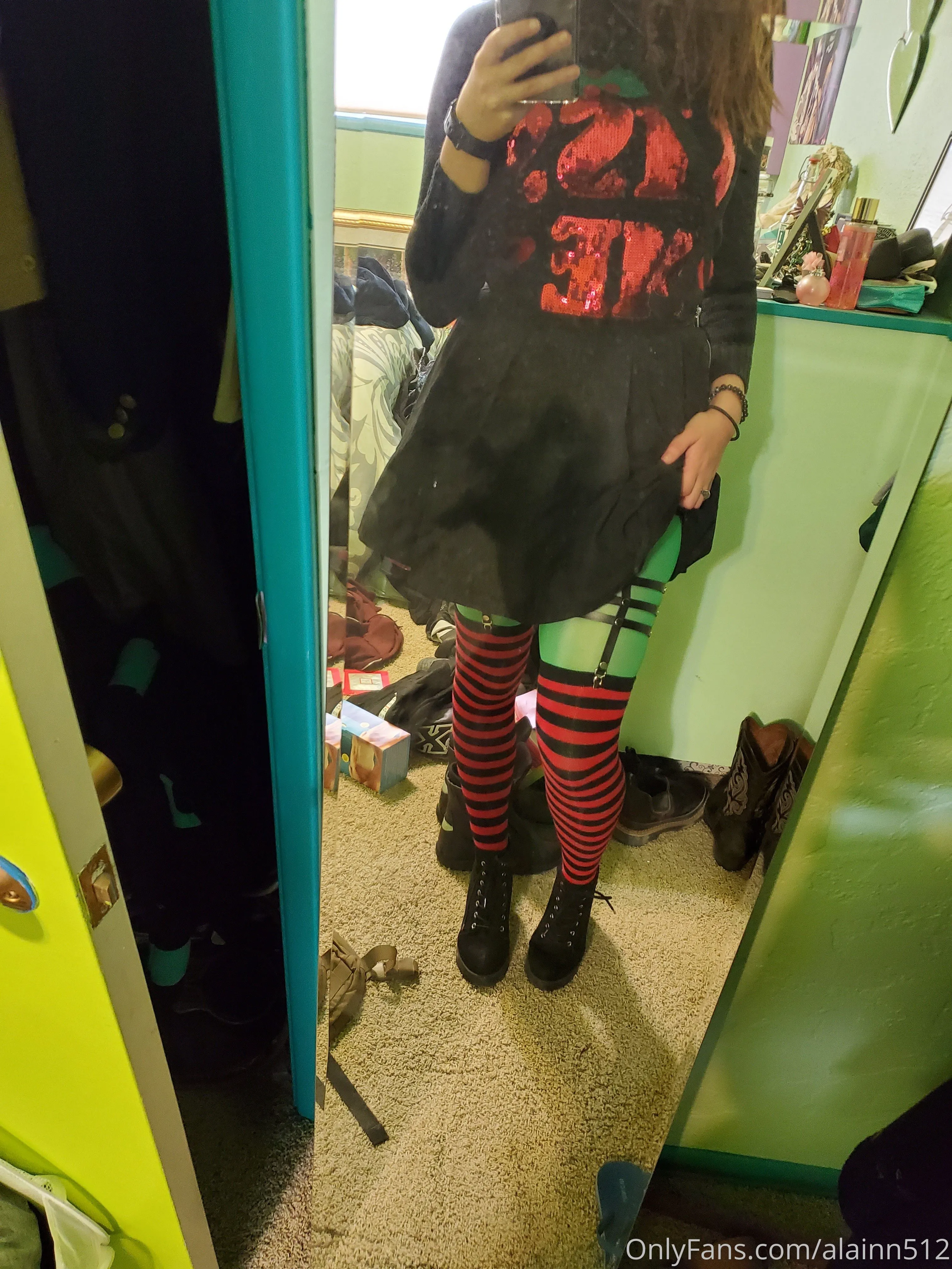 Alainn Arnzen OnlyFans premium content 19 - alainn512 exclusive collection