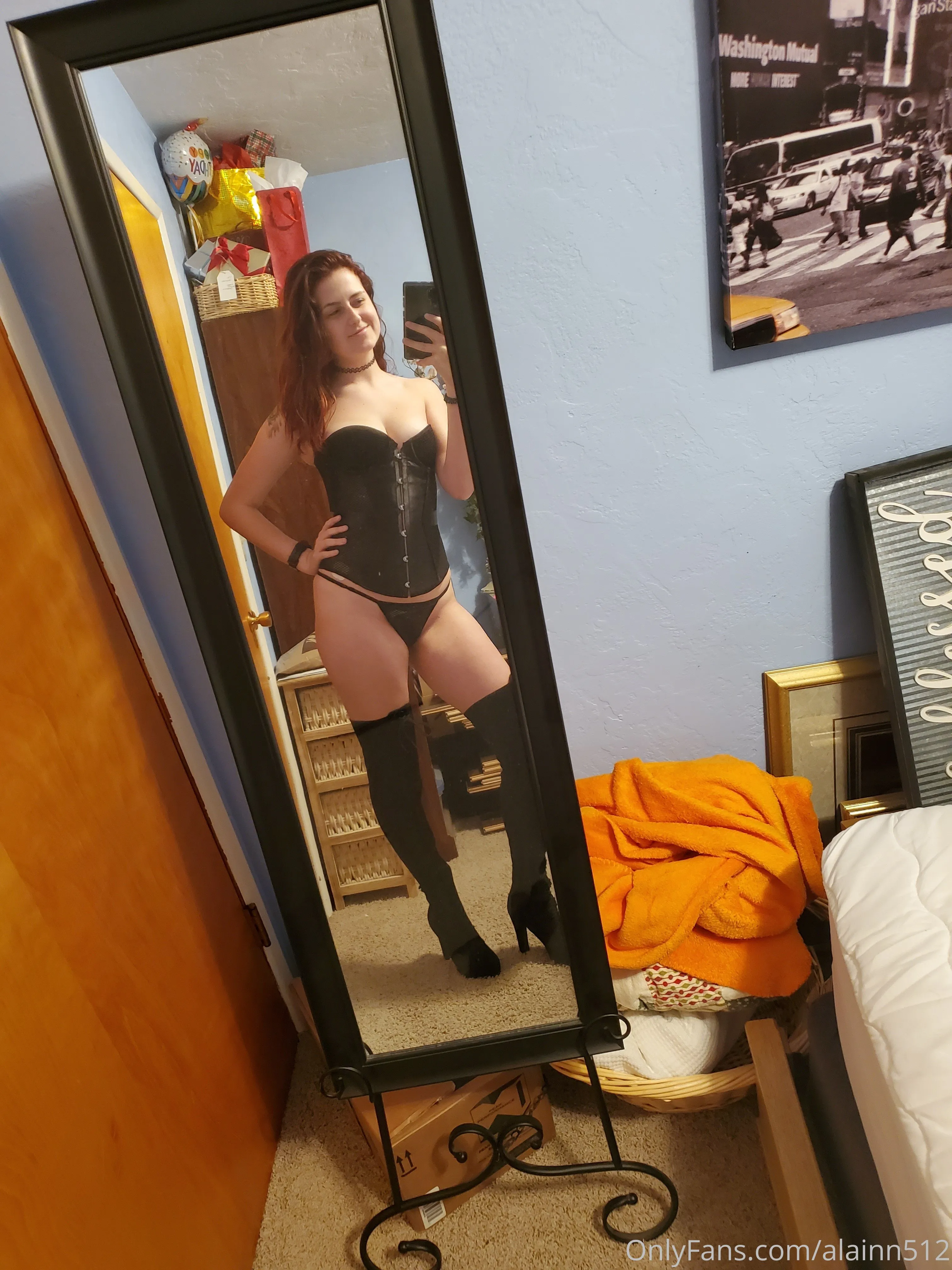 Alainn Arnzen OnlyFans premium content 14 - alainn512 exclusive collection