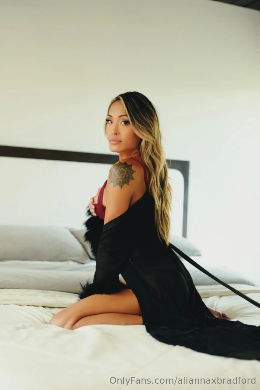 Alianna Bradford OnlyFans premium content 5 - aliannaxbradford exclusive collection