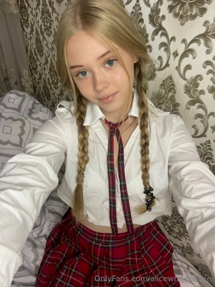 Alice White ❤️ OnlyFans premium content 14 - alicewhiteeeeee exclusive collection