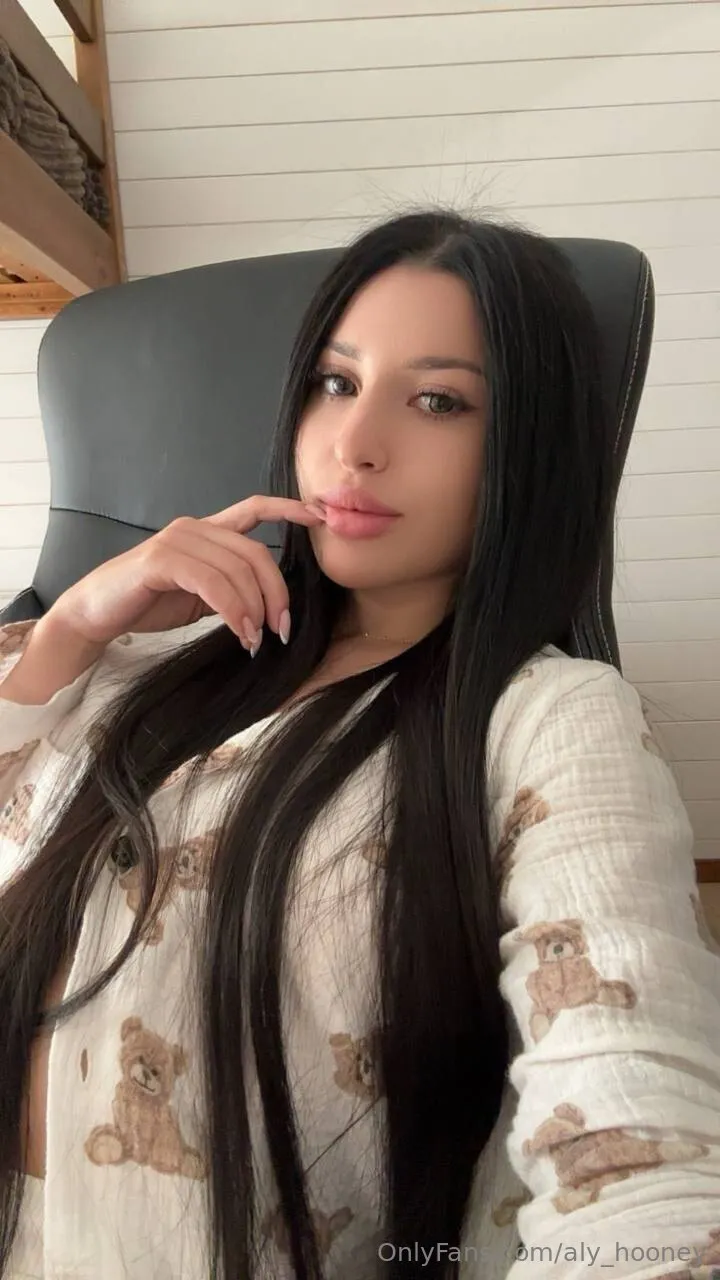 Aly Honey OnlyFans premium content 8 - aly_hooney exclusive collection