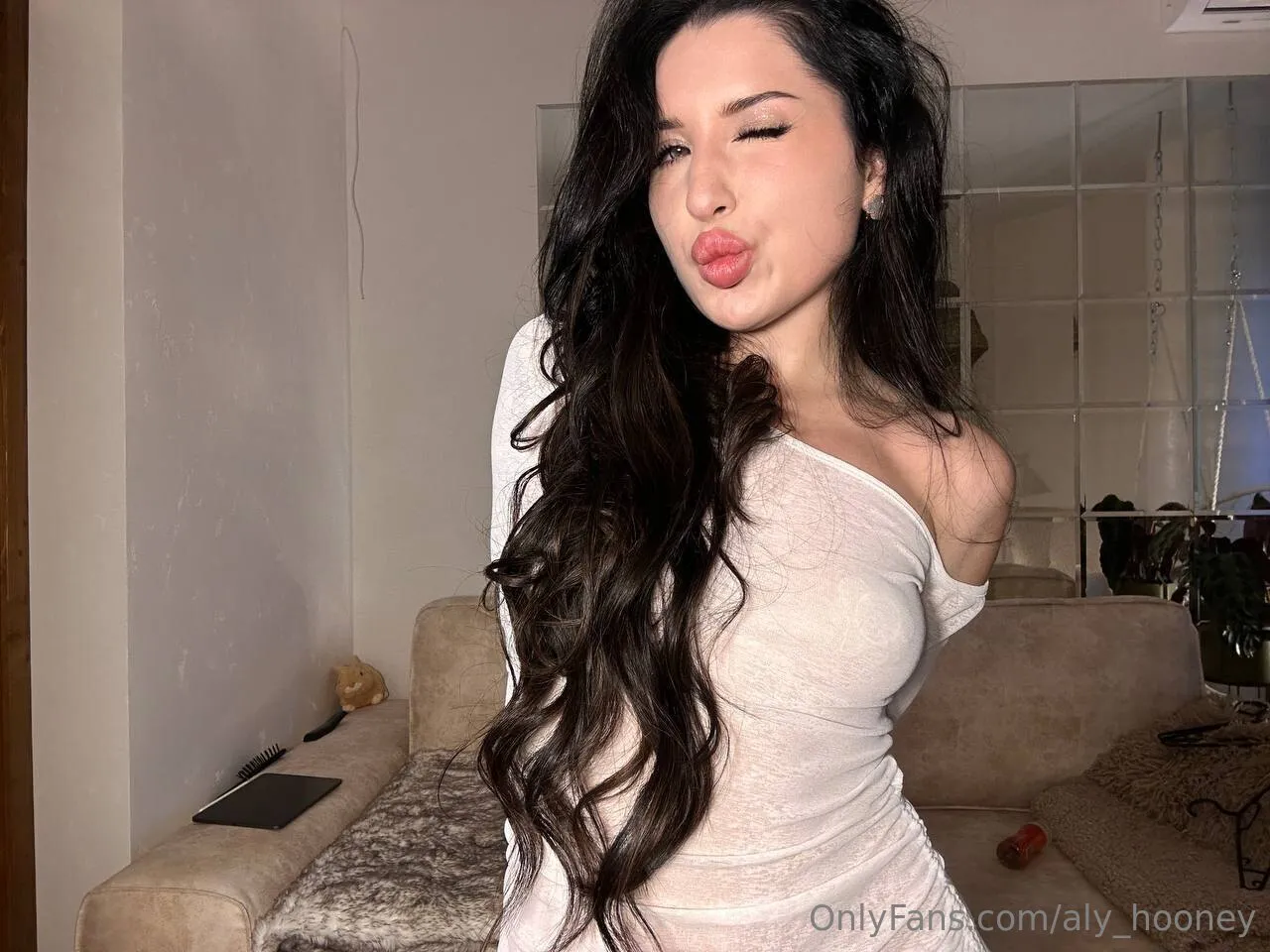 Aly Honey OnlyFans premium content 1 - aly_hooney exclusive collection