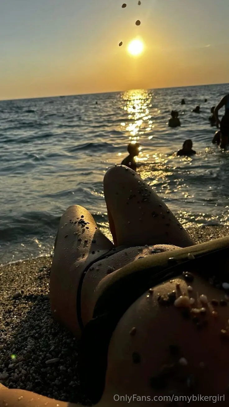 Amy 🔝 9% OnlyFans premium content 10 - amybikergirl exclusive collection