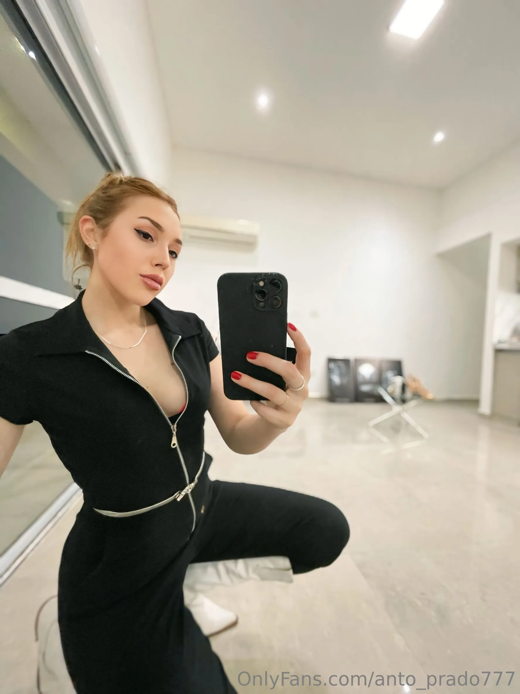 Anto OnlyFans premium content 4 - anto_prado777 exclusive collection