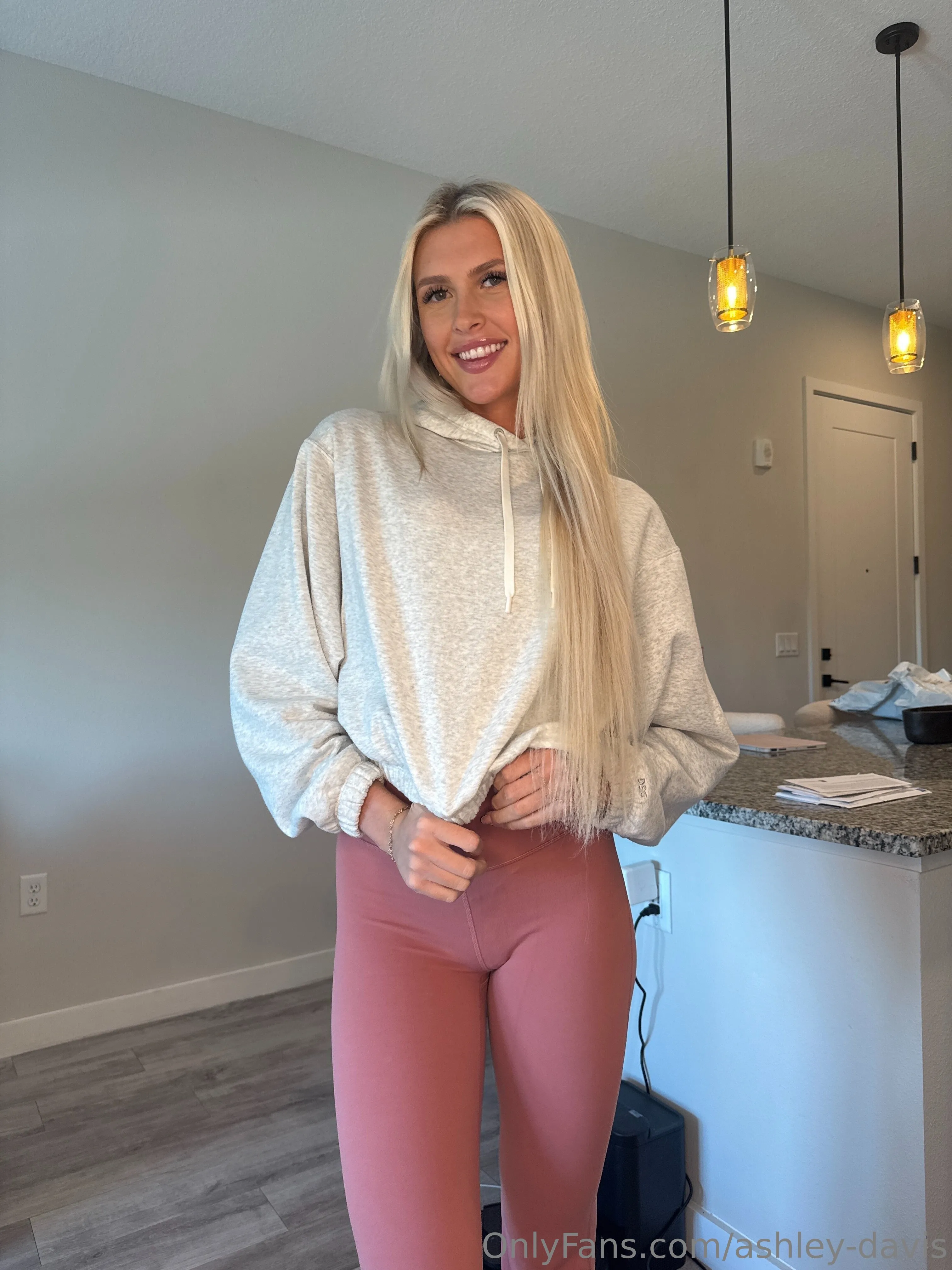 Ashley Davis OnlyFans premium content 4 - ashley-davis exclusive collection