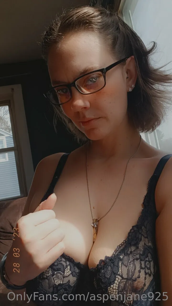 AspenJane OnlyFans premium content 43 - aspenjane925 exclusive collection