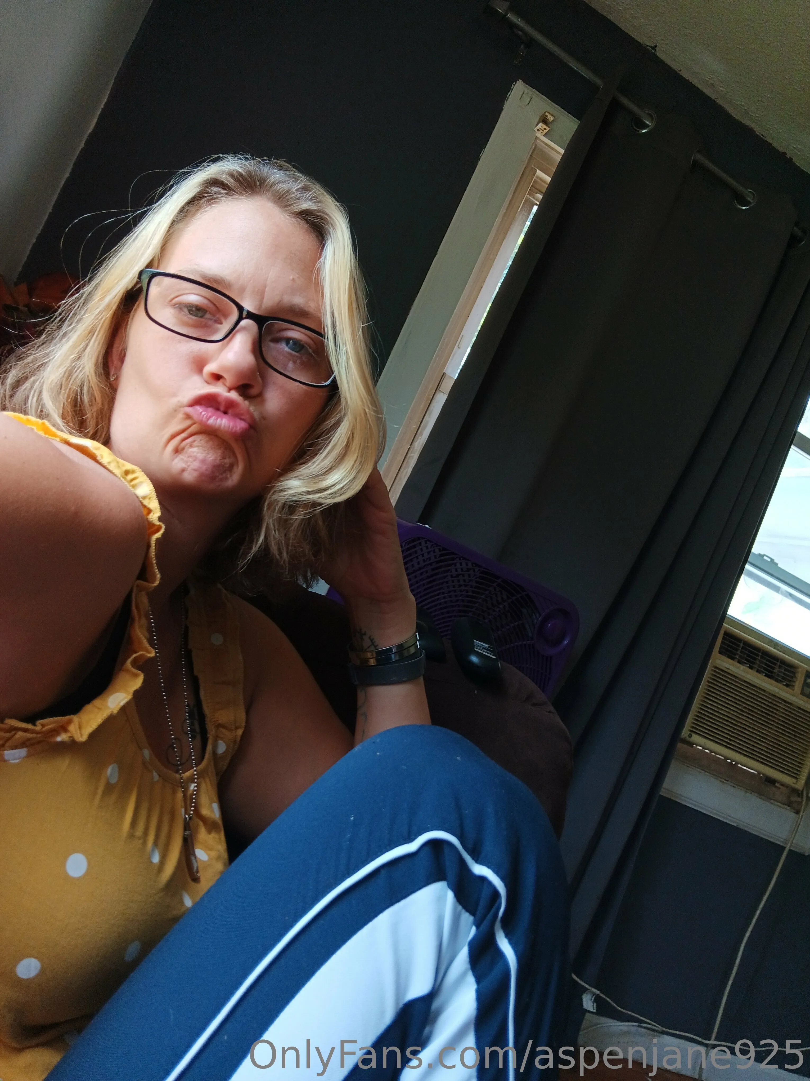AspenJane OnlyFans premium content 30 - aspenjane925 exclusive collection