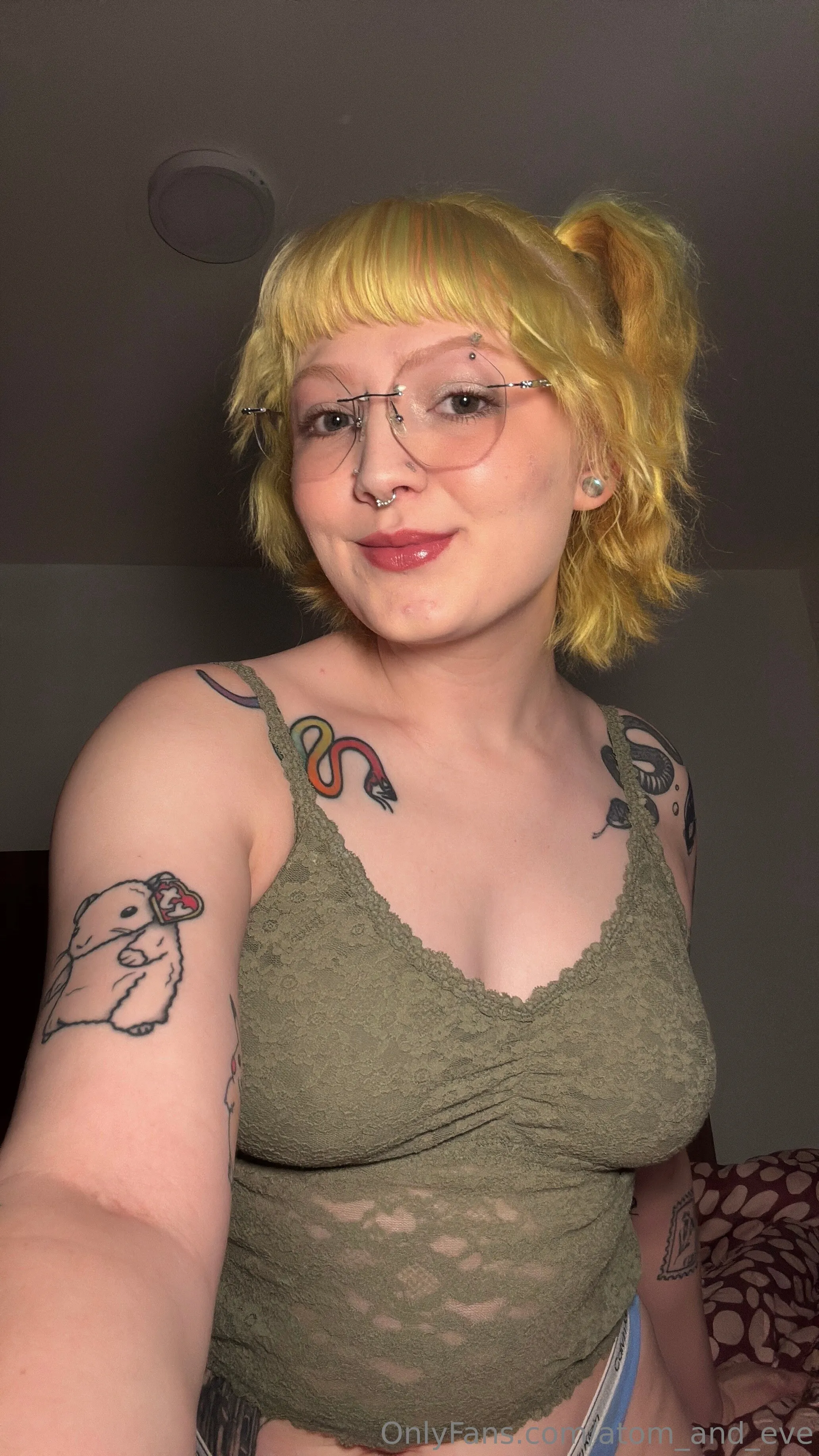 ⋆·✦ Eve ✦·⋆ OnlyFans premium content 10 - atom_and_eve exclusive collection