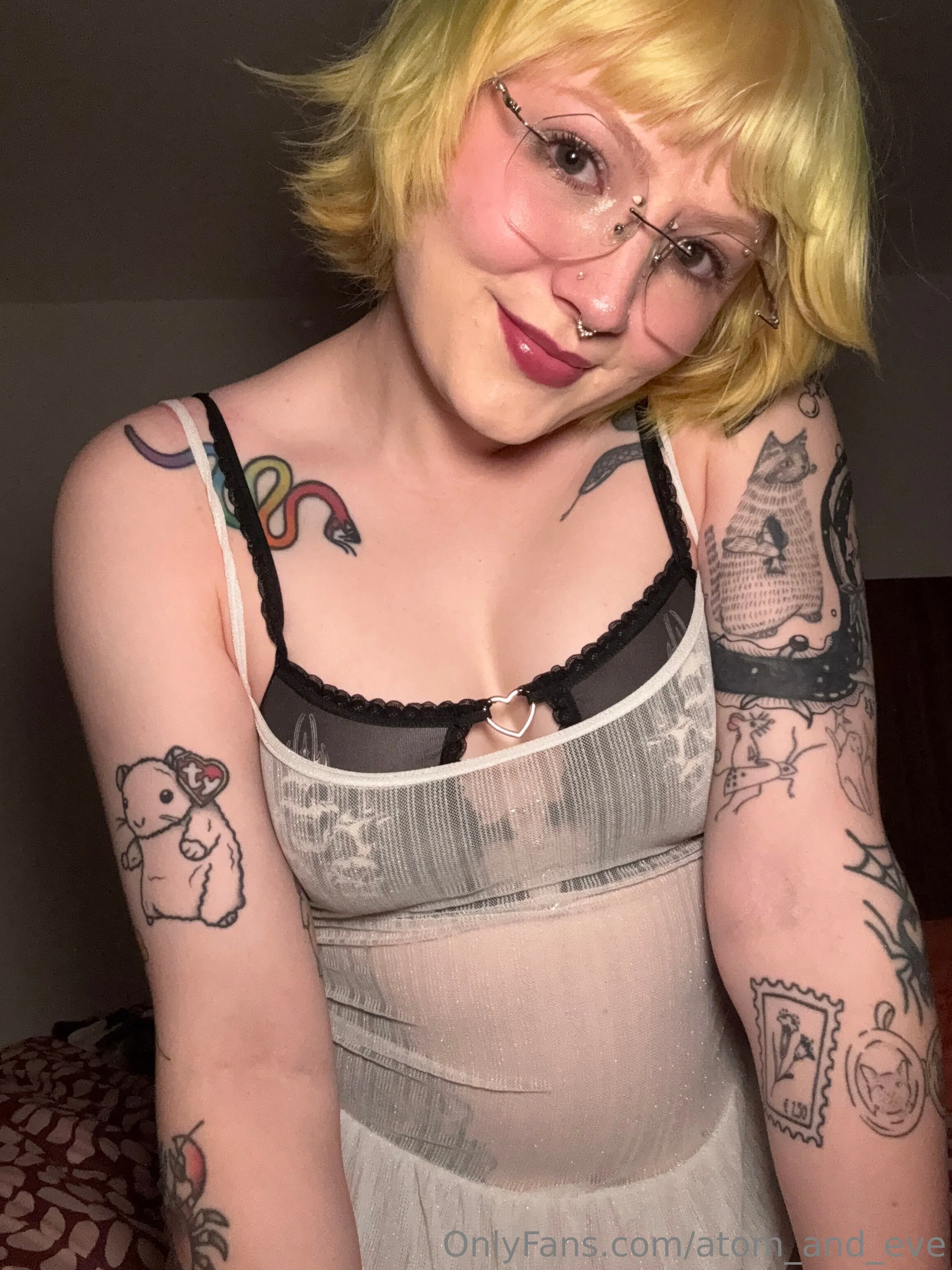 ⋆·✦ Eve ✦·⋆ OnlyFans premium content 1 - atom_and_eve exclusive collection