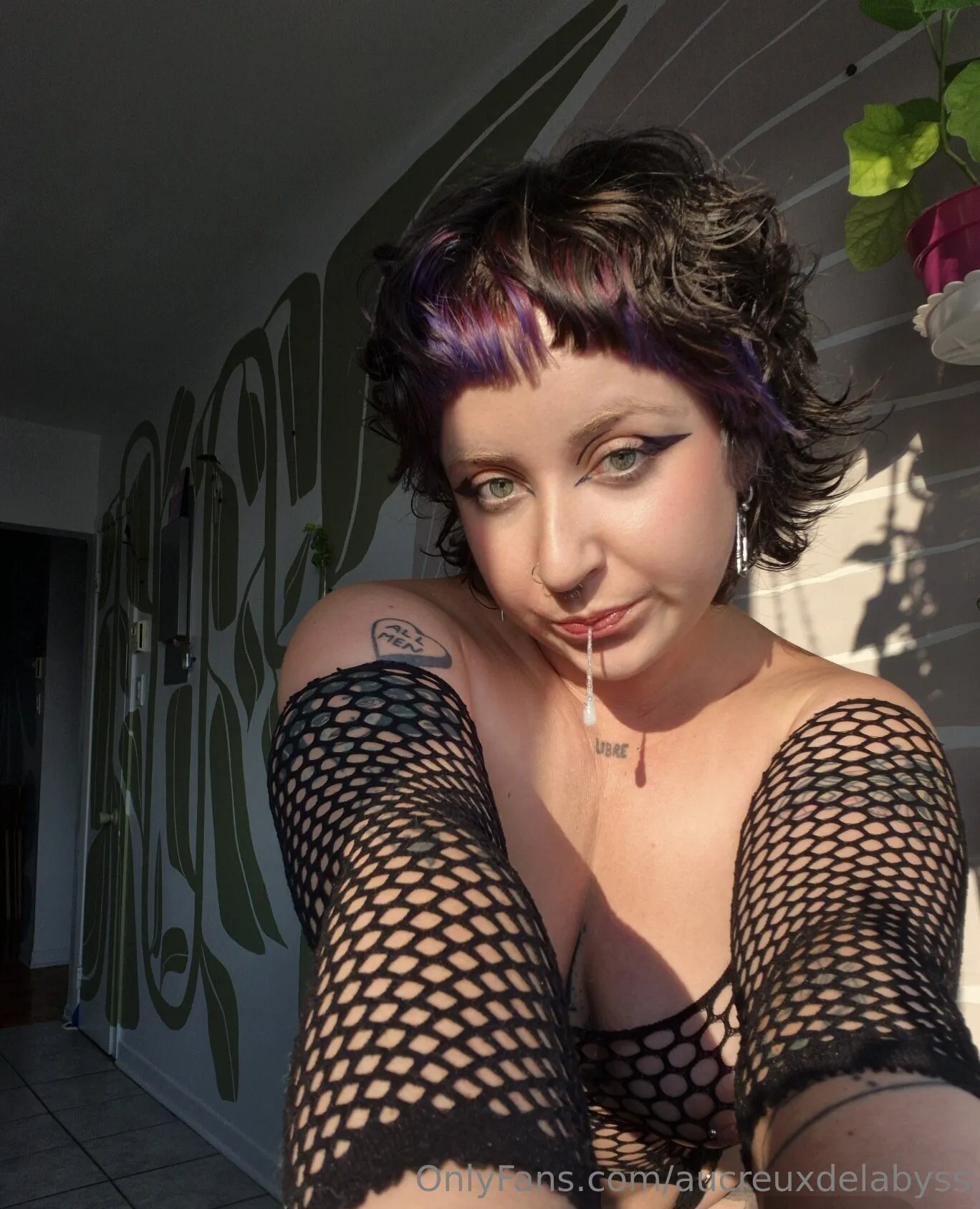 Abyss Vandale OnlyFans premium content 1 - aucreuxdelabyss exclusive collection