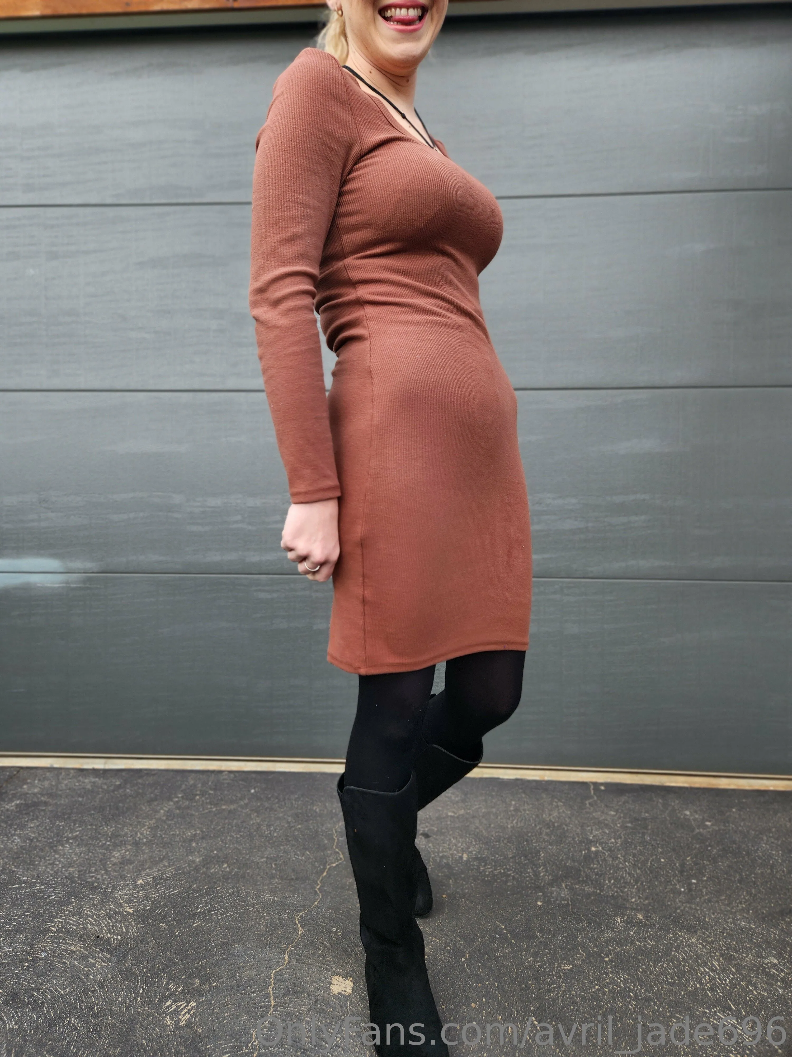 Avril Jade OnlyFans premium content 1 - avril_jade696 exclusive collection