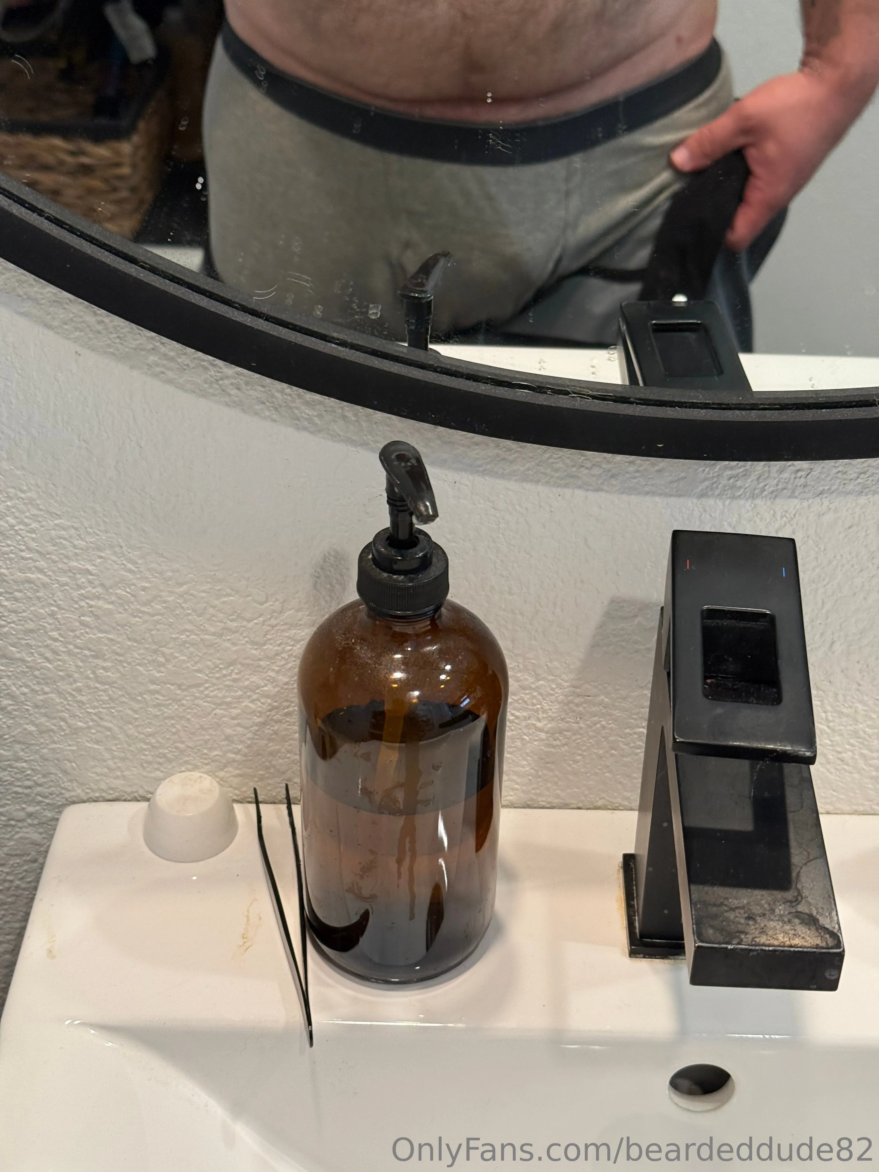 Beardeddude82 OnlyFans premium content 10 - beardeddude82 exclusive collection