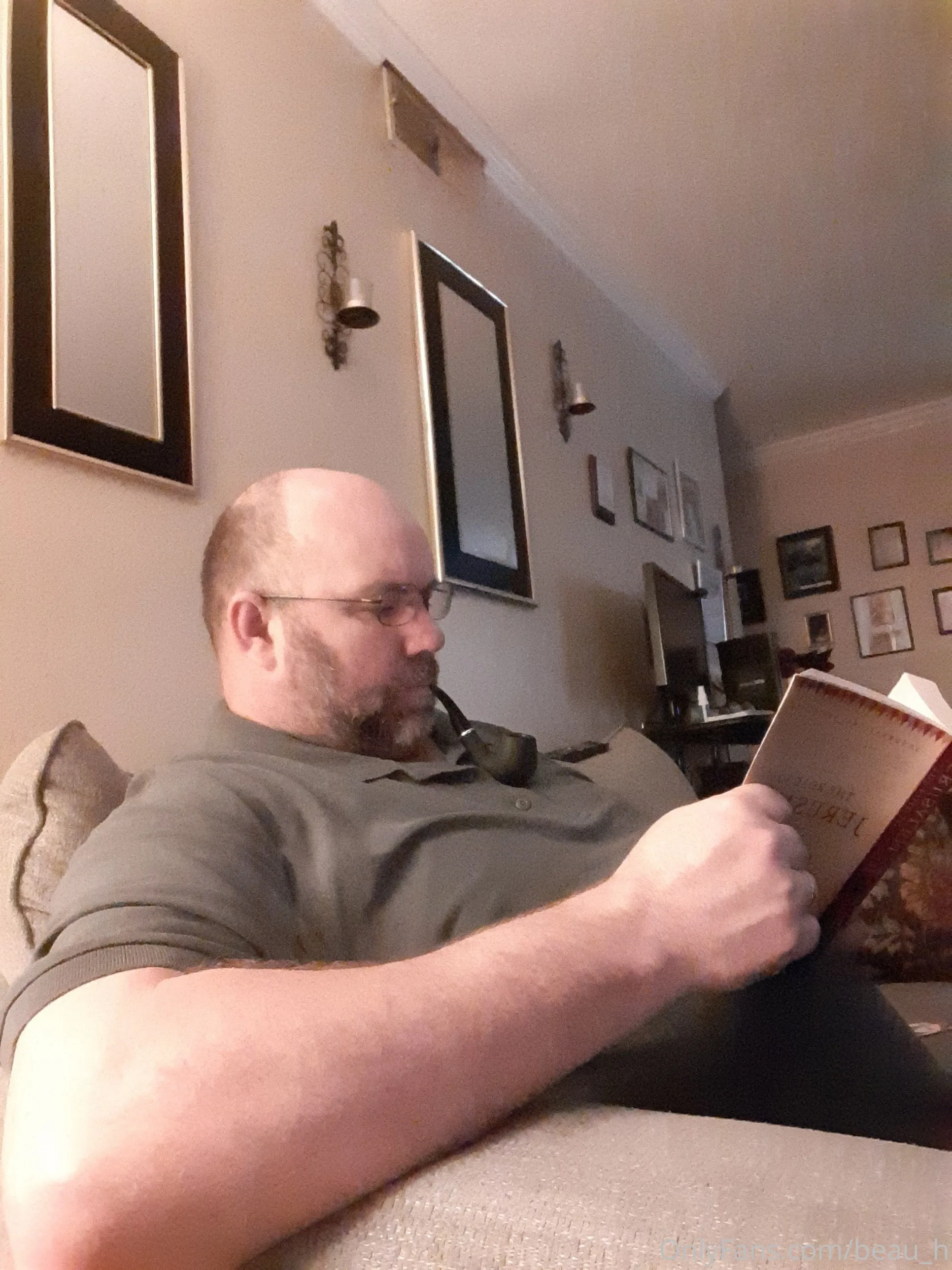 Beau H OnlyFans premium content 1 - beau_h exclusive collection