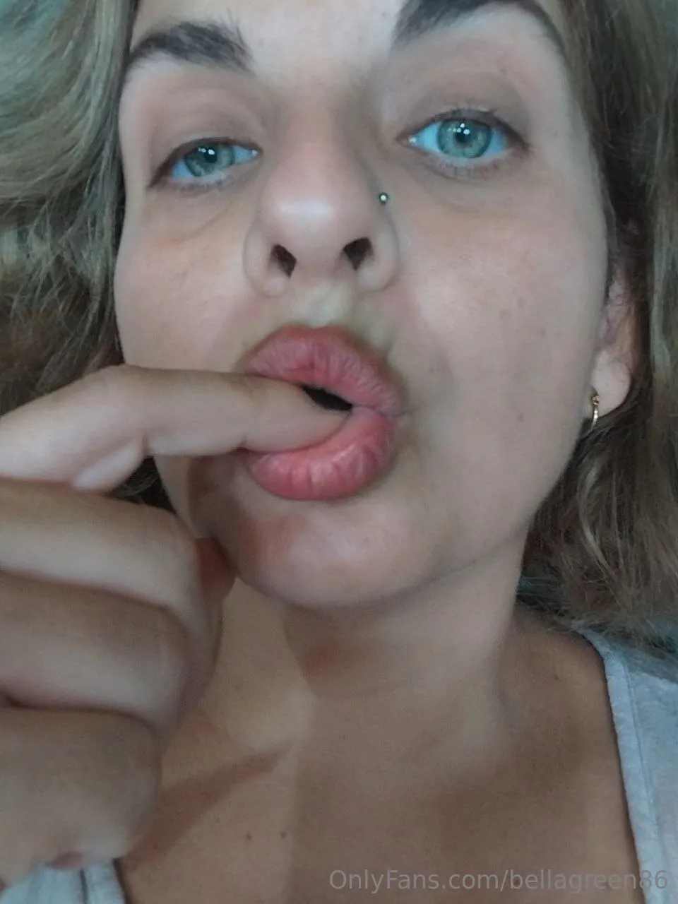 Bella OnlyFans premium content 8 - bellagreen86 exclusive collection