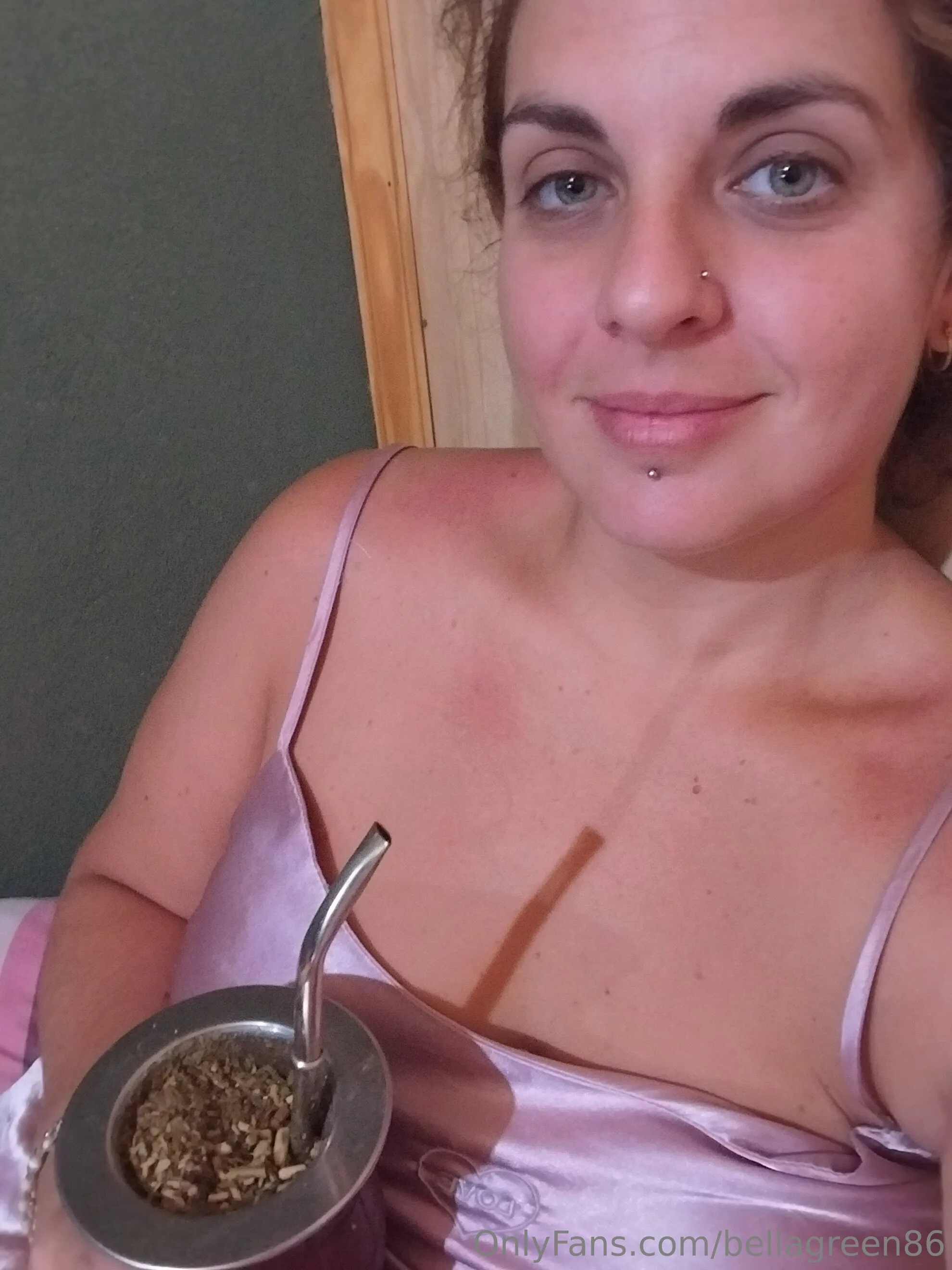 Bella OnlyFans premium content 14 - bellagreen86 exclusive collection