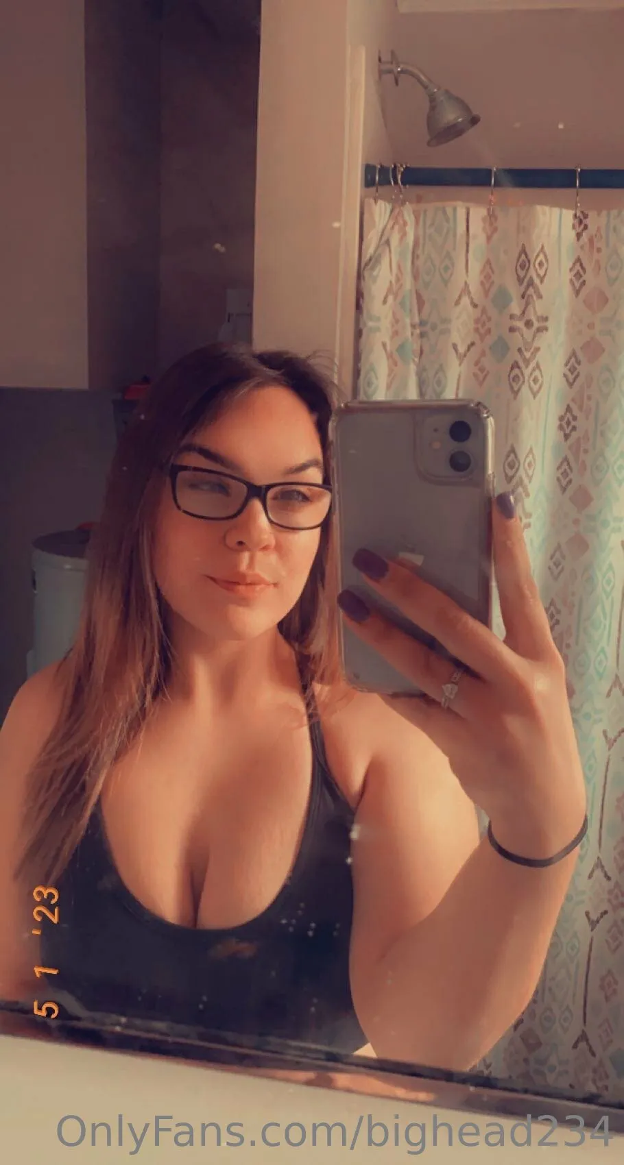 Quueenn🤞🏼💍 OnlyFans premium content 3 - bighead234 exclusive collection